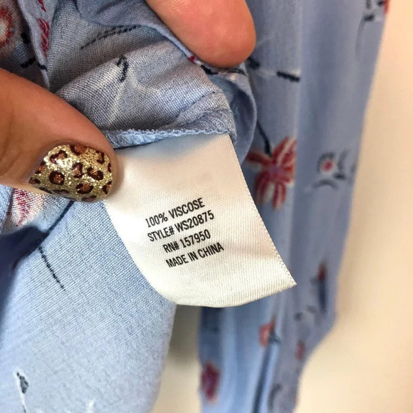 Alya | Blue Floral Printed Button Up Tie Blouse - Picture 4 of 5